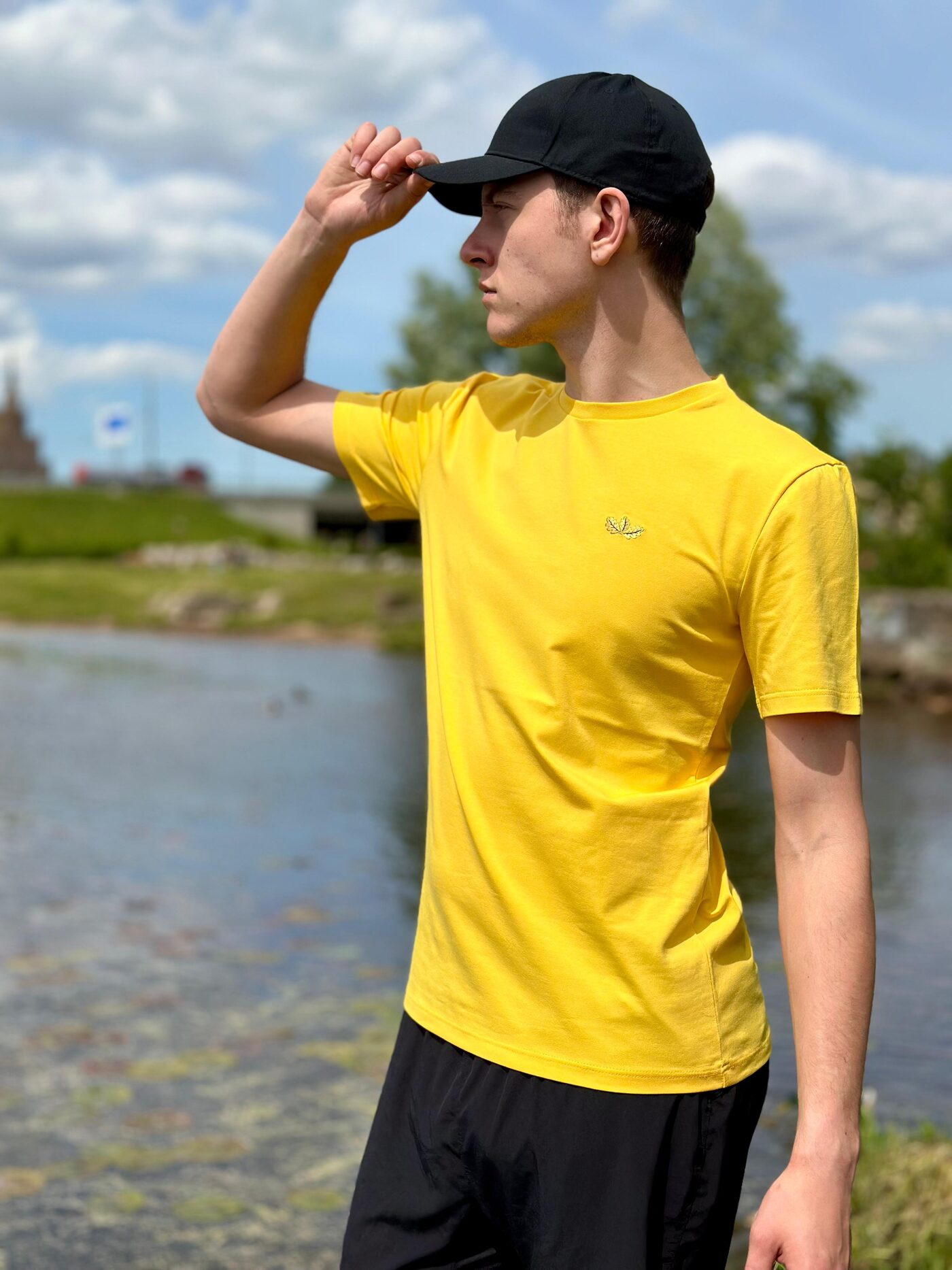 Ozolvīle - Unisex long slim fit T-shirt for tall people